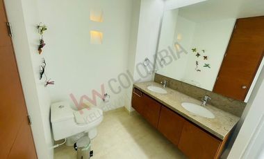 VENDO HERMOSA CASA MACADAMIA LA CALERA
