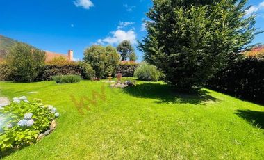 VENDO HERMOSA CASA MACADAMIA LA CALERA