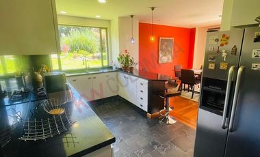 VENDO HERMOSA CASA MACADAMIA LA CALERA