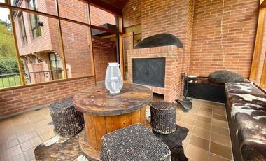 CASA EN VENTA, CONJUNTO TEUSACA, LA CALERA.-8551