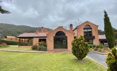 CASA EN VENTA, CONJUNTO TEUSACA, LA CALERA.-8551