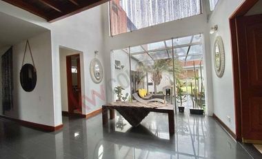 CASA EN VENTA, CONJUNTO TEUSACA, LA CALERA.-8551