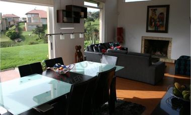 VENDO HERMOSA CASA MACADAMIA LA CALERA