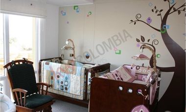 VENDO HERMOSA CASA MACADAMIA LA CALERA