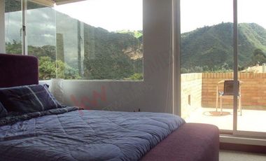 VENDO HERMOSA CASA MACADAMIA LA CALERA