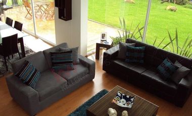 VENDO HERMOSA CASA MACADAMIA LA CALERA