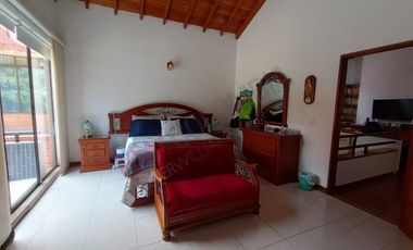 Casa en Venta en el Poblado Cola del Zorro