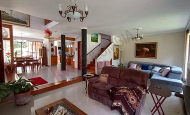Casa en Venta en el Poblado Cola del Zorro