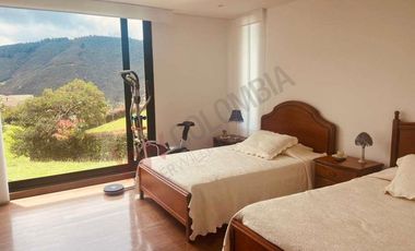 VENDO MAGNIFICA CASA LA CALERA