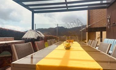 VENDO MAGNIFICA CASA LA CALERA