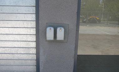 LOCALES NUEVOS MUY BIEN UBICADOS Y SEGUROS