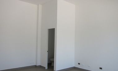 LOCALES NUEVOS MUY BIEN UBICADOS Y SEGUROS