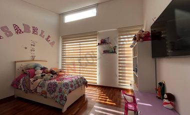 HERMOSA CASA DE 2 NIVELES EN CONJUNTO CERRADO UBICADA EN CAJICÁ, CUNDINAMARCA