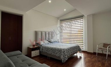 HERMOSA CASA DE 2 NIVELES EN CONJUNTO CERRADO UBICADA EN CAJICÁ, CUNDINAMARCA