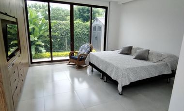 Espectacular Casa De Un Nivel En El Exclusivo Condominio El Peñon- Girardot