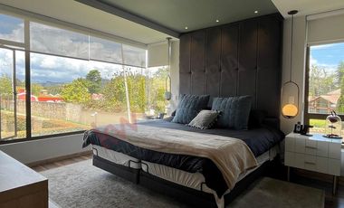 ESPECTAULAR CASA EN PRIVILEGIADO CONJUNTO CERRADO EN CAJICA, CUNDINAMARCA