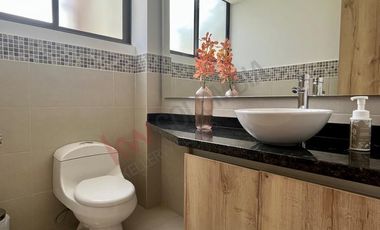 ESPECTAULAR CASA EN PRIVILEGIADO CONJUNTO CERRADO EN CAJICA, CUNDINAMARCA