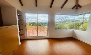 VENDO HERMOSA CASA MACADAMIA LA CALERA