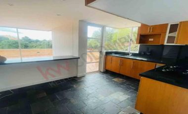VENDO HERMOSA CASA MACADAMIA LA CALERA