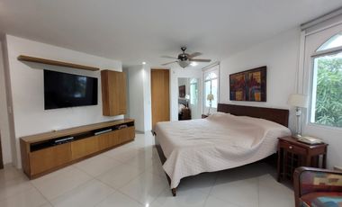 Fabulosa Casa En Pozos Colorados, 250m2, $2.250 Millones