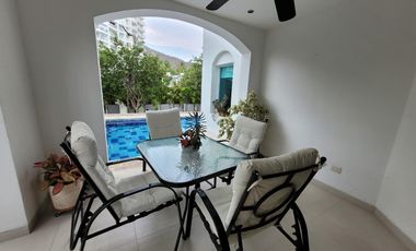 Fabulosa Casa En Pozos Colorados, 250m2, $2.250 Millones