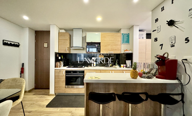 Venta - Acogedor Apartamento De Dos Habitaciones Con Vista Privada