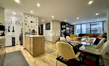 Venta - Acogedor Apartamento De Dos Habitaciones Con Vista Privada