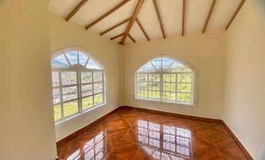 Hermosa Casa Con Amplia Vista En Flandes Alto, La Calera