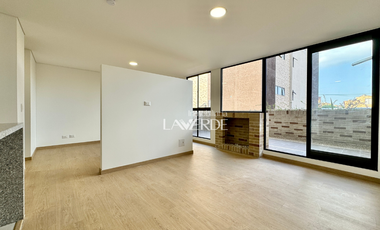 Venta - Un Apartaestudio Con Terraza Ideal Para Inversion Y Vivienda