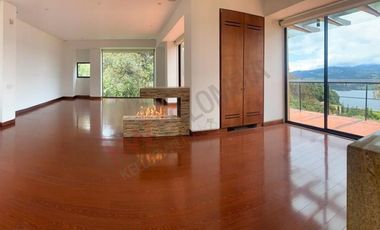 CASA EN VENTA, ARBORETTO BOSQUE RESIDENCIAL.