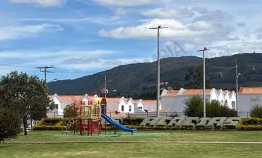 Vendo casa de un solo nivel en Conjunto Campestre en Zipaquirá