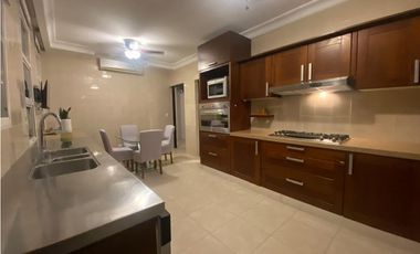 SE ALQUILA APARTAMENTO EN OBARRIO