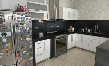 VENDO CASA DE 3HAB EN LOS ALGARROBOS