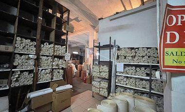 SE ARRIENDA AMPLIO LOCAL COMERCIAL (CÓD. 418)