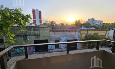 Monoambiente en segundo piso al frente con balcon  - Temperley