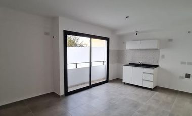 Departamento 2 ambientes al frente - con cochera  - Temperley