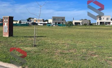 En Venta Terreno en Santa Lucia, Pilar del Este