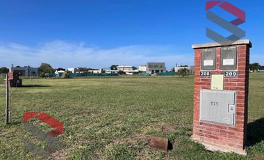 En Venta Terreno en Santa Lucia, Pilar del Este