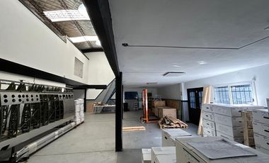 En Alquiler, Victoria, muy buen galpon-deposito con oficinas, proximo a Acceso Tigre