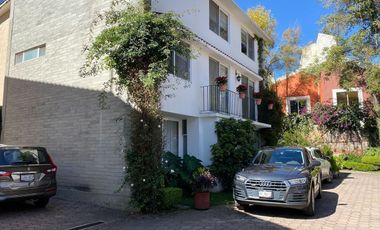 Bonita casa en condominio en venta en San Jeronimo