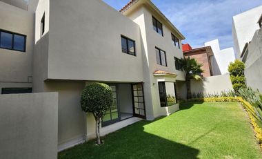 Casa en Venta en condominio en Pedregal de San Francisco
