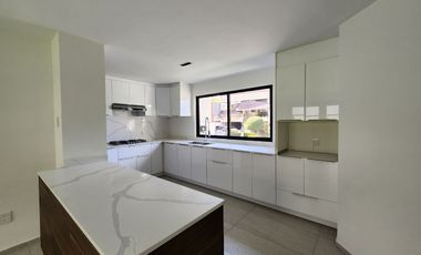 Casa en Venta en condominio en Pedregal de San Francisco