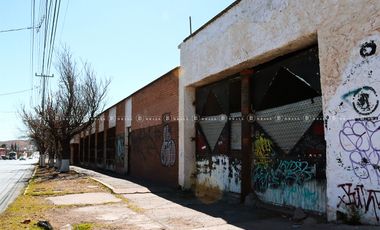 TERRENO Y BODEGA EN VENTA  EN AV.  INDEPENDENCIA