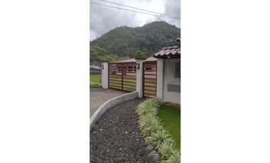 SE ALQUILA APARTAMENTOS EN BOQUETE