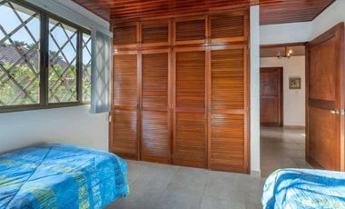 VENTA CASA FRENTE AL MAR EN PLAYA BLANCA, ÚNICA OPORTUNIDAD