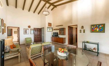 VENTA CASA FRENTE AL MAR EN PLAYA BLANCA, ÚNICA OPORTUNIDAD