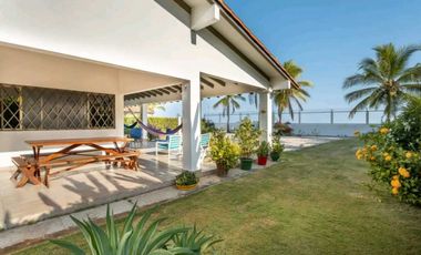 VENTA CASA FRENTE AL MAR EN PLAYA BLANCA, ÚNICA OPORTUNIDAD