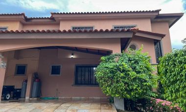 VENTA Y ALQUILER CASA  CON LINEA BLANCA EN RESIDENCIAL CV