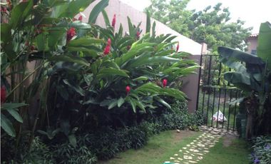 VENTA Y ALQUILER CASA  CON LINEA BLANCA EN RESIDENCIAL CV