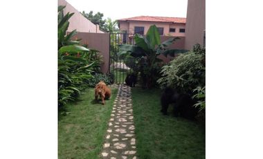 VENTA Y ALQUILER CASA  CON LINEA BLANCA EN RESIDENCIAL CV